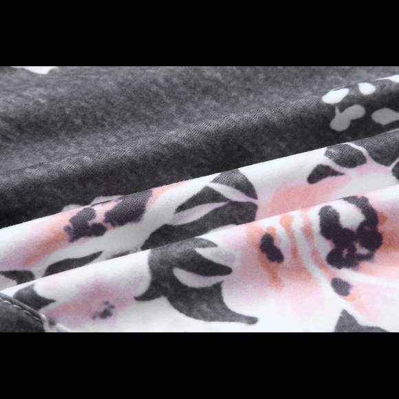 Gray floral hoodie - Picture 6 of 7